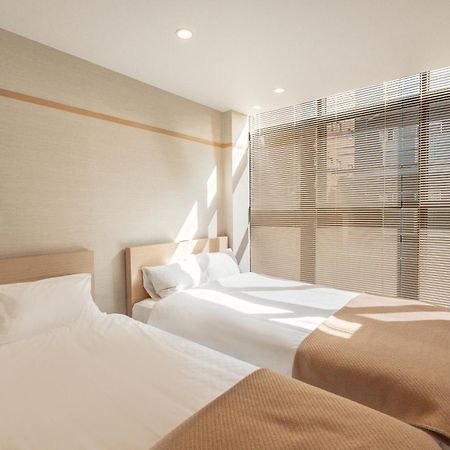 谷町君・星hotel・道頓福居 Осака Экстерьер фото