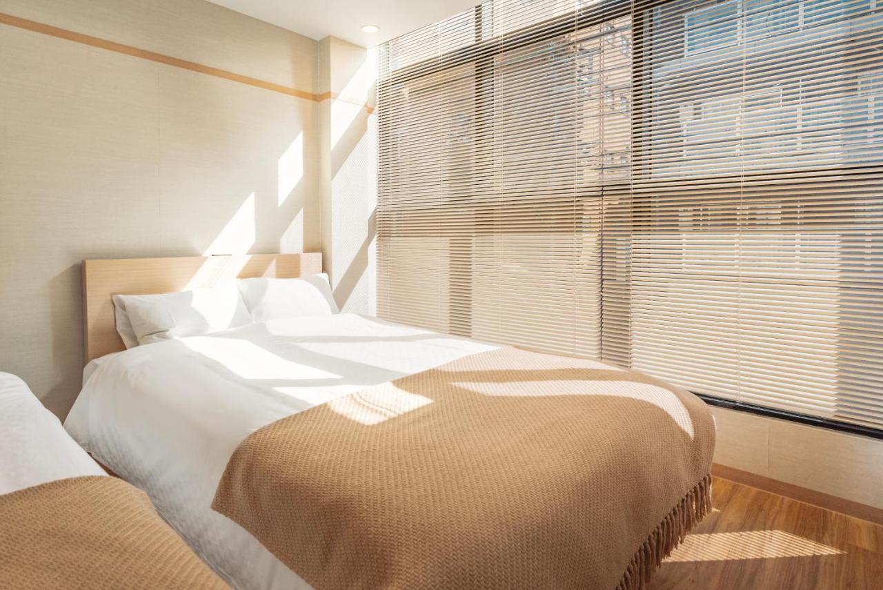 谷町君・星hotel・道頓福居 Осака Экстерьер фото